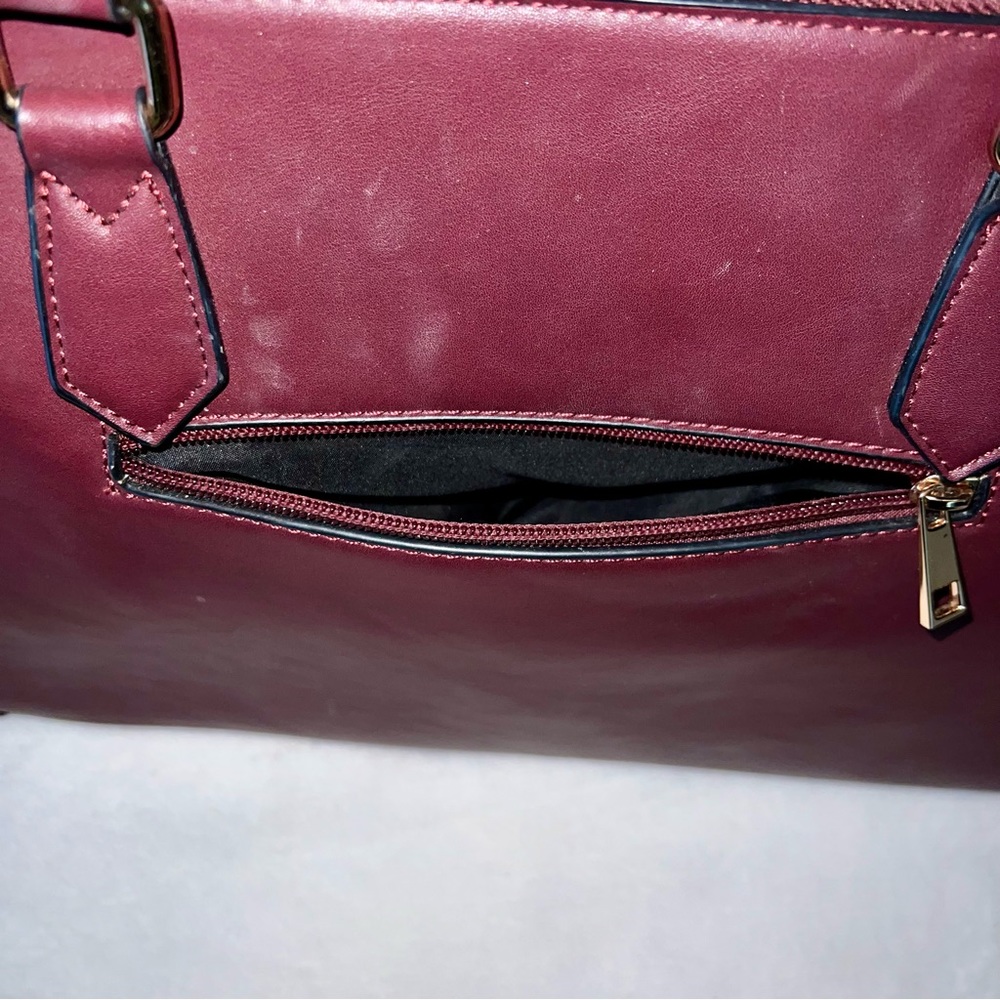 Cato Maroon Shoulder Bag - Picture 5 of 12